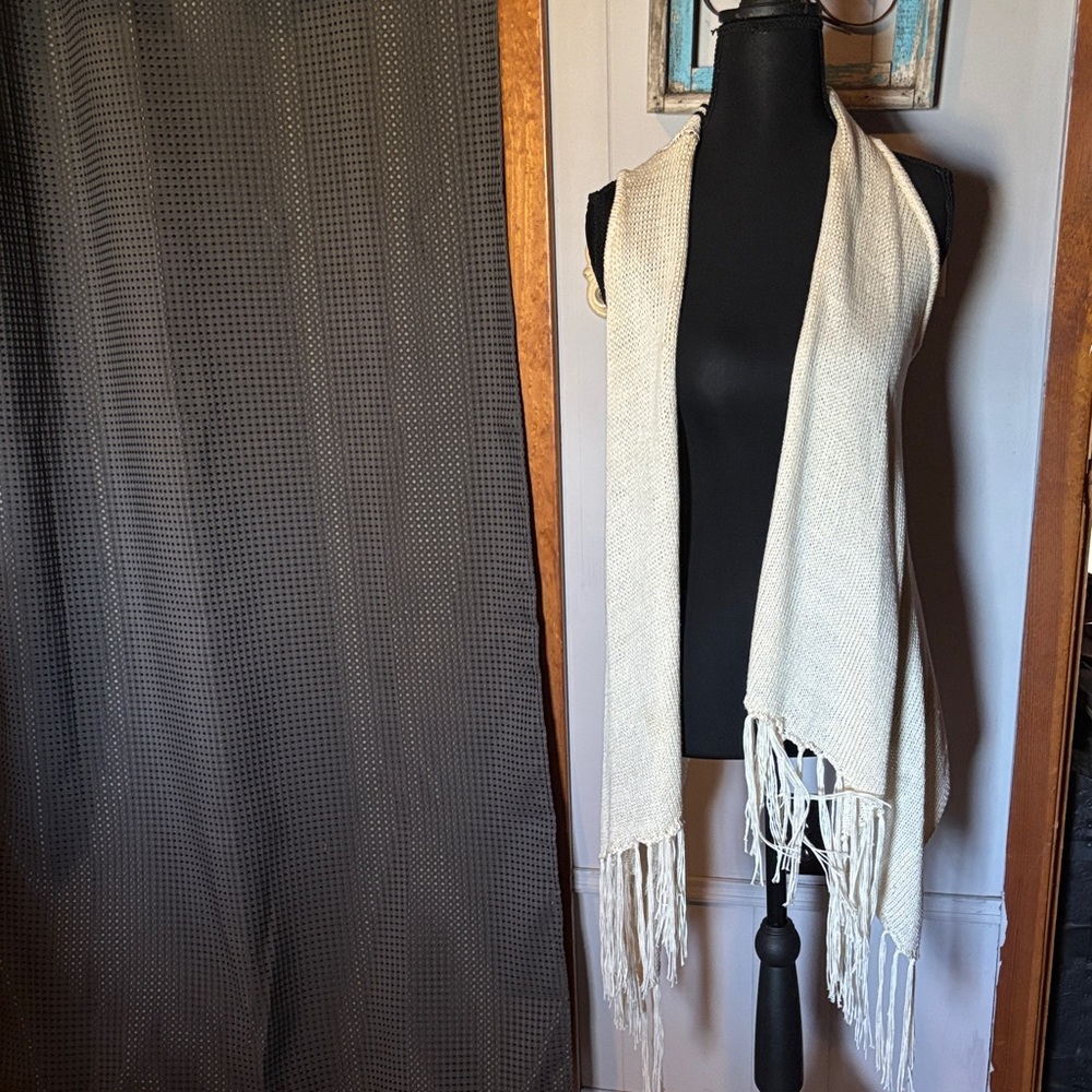 Body Central Black and Cream Open-Weave Knit Vest